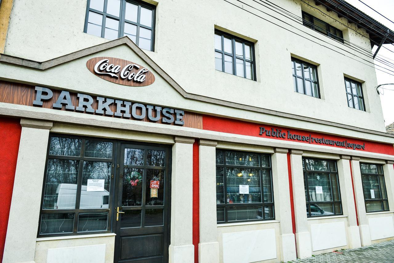 Hotel Park House Dej Zewnętrze zdjęcie