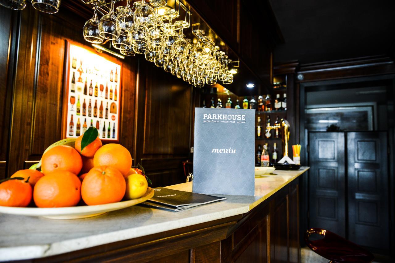 Hotel Park House Dej Zewnętrze zdjęcie