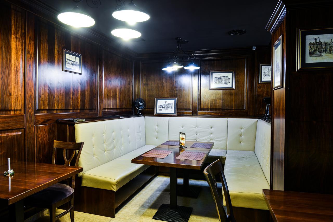 Hotel Park House Dej Zewnętrze zdjęcie
