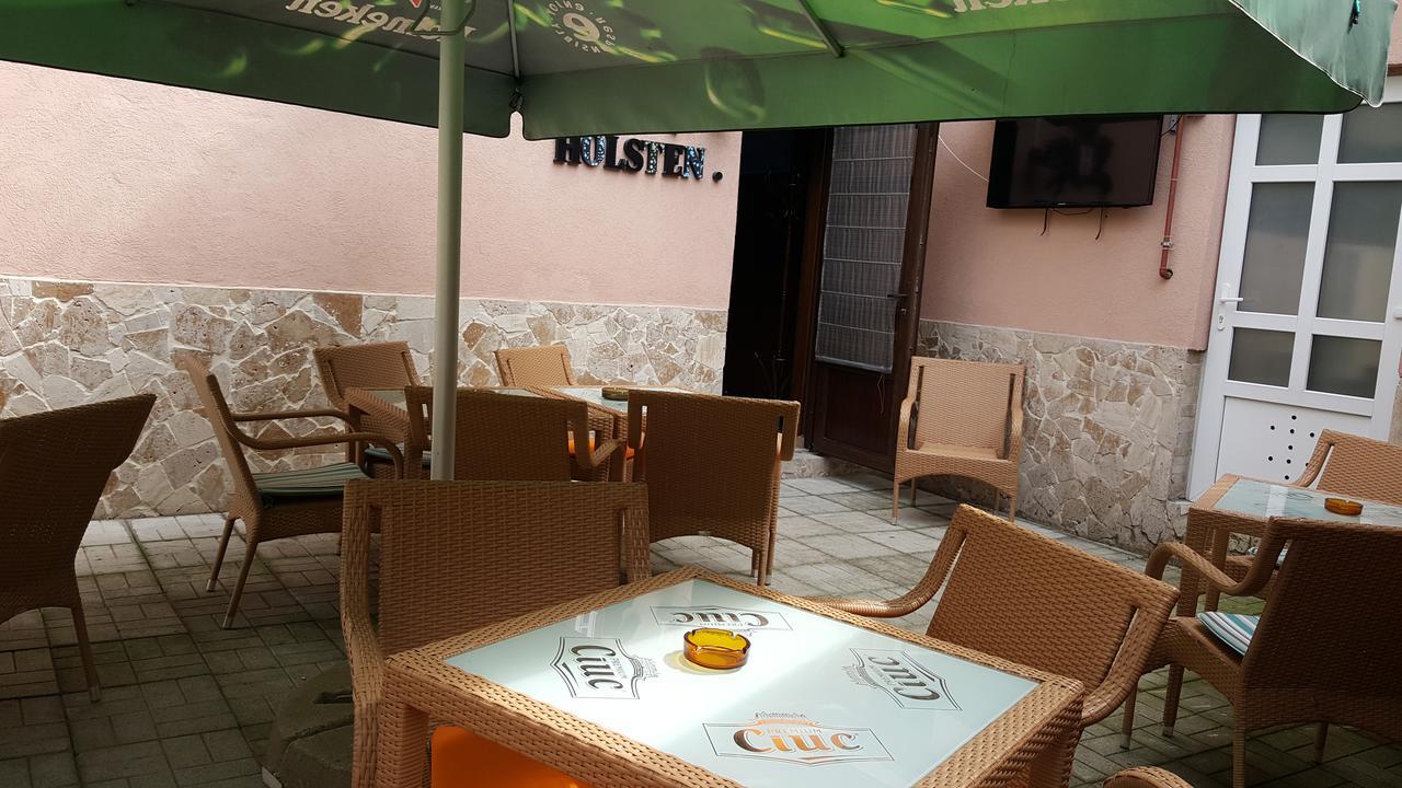 Hotel Park House Dej Zewnętrze zdjęcie