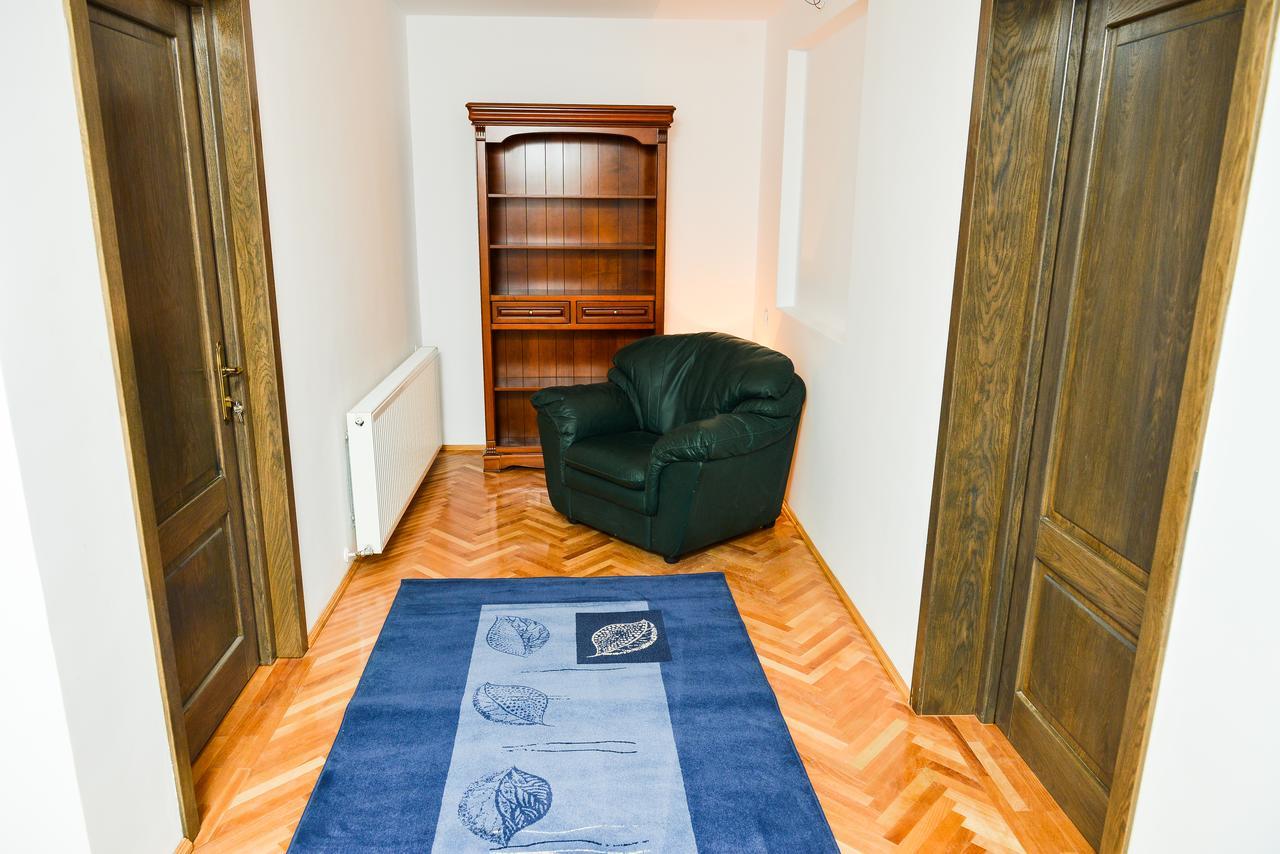 Hotel Park House Dej Zewnętrze zdjęcie