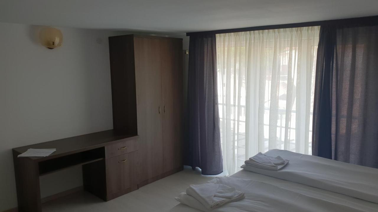 Hotel Park House Dej Zewnętrze zdjęcie